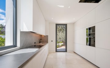 Property slide 48
