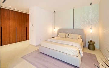Property slide 21