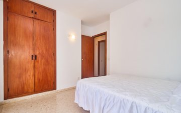 Property slide 20