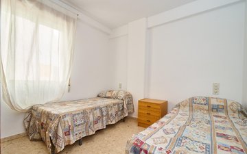 Property slide 32