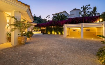 Property slide 46