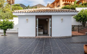 Property slide 16