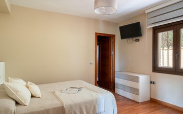 Property slide 25