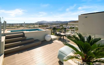 Property slide 44