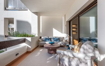 Property slide 18