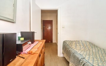 Property slide 17