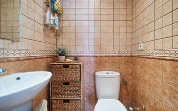 Property slide 17