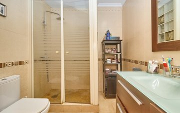 Property slide 25