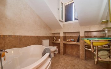 Property slide 35