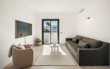 Property slide 48