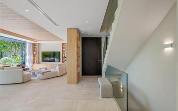 Property slide 22