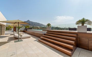 Property slide 44