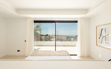 Property slide 20
