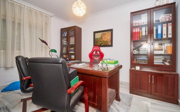 Property slide 25