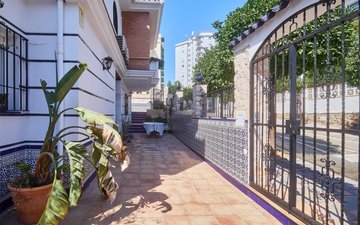 Property slide 43
