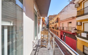 Property slide 32