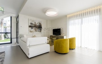 Property slide 15