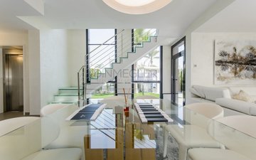 Property slide 19