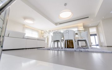 Property slide 21