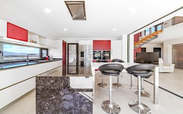 Property slide 18