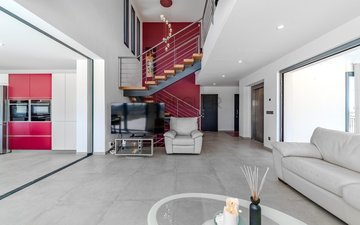 Property slide 19