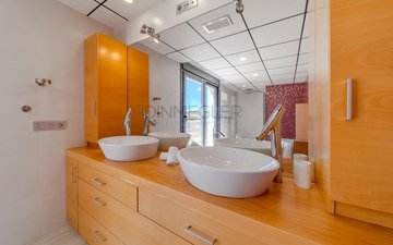Property slide 50