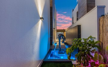 Property slide 19