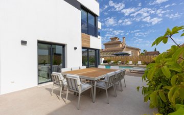 Property slide 46