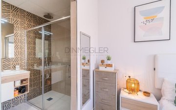Property slide 31