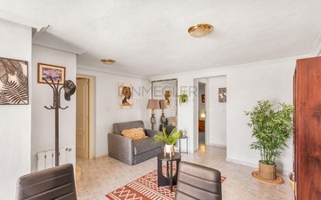 Property slide 32
