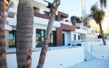 Property slide 14