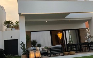 Property slide 8