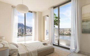 Property slide 10