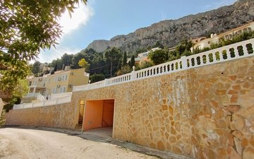 Property slide 11
