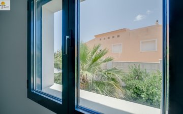 Property slide 14