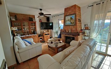 Property slide 12