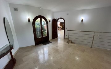Property slide 4
