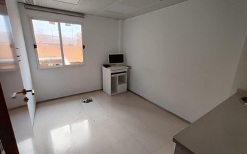 Property slide 10