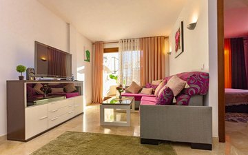 Property slide 10