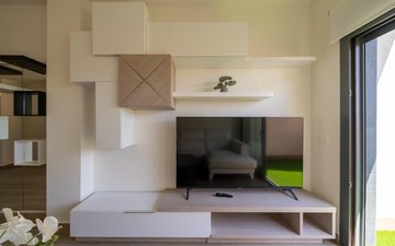 Property slide 7