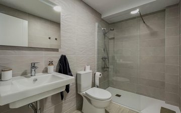 Property slide 15
