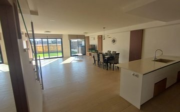 Property slide 5