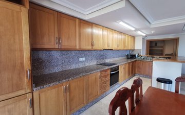Property slide 10
