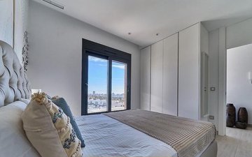Property slide 15