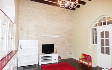 Property slide 8