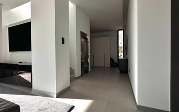 Property slide 8