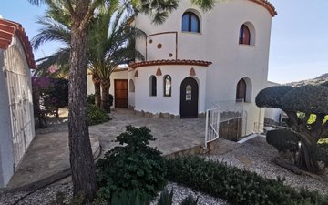 Property slide 8