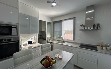 Property slide 14