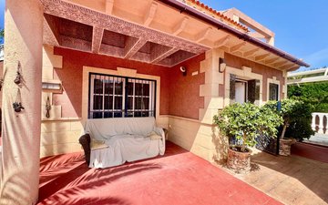 Property slide 25