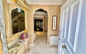 Property slide 27